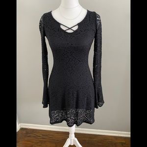 Selling this new dress.